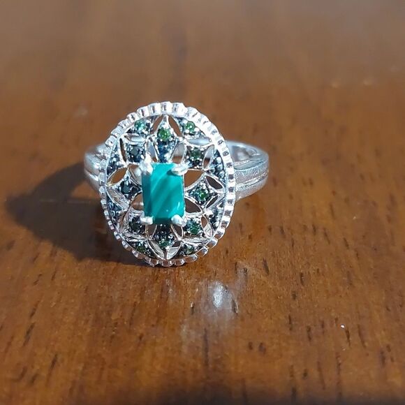 Malachite / Green Moissanite Crystals Oval Filigree Sterling Silver Ring Size 8 - Picture 3 of 6